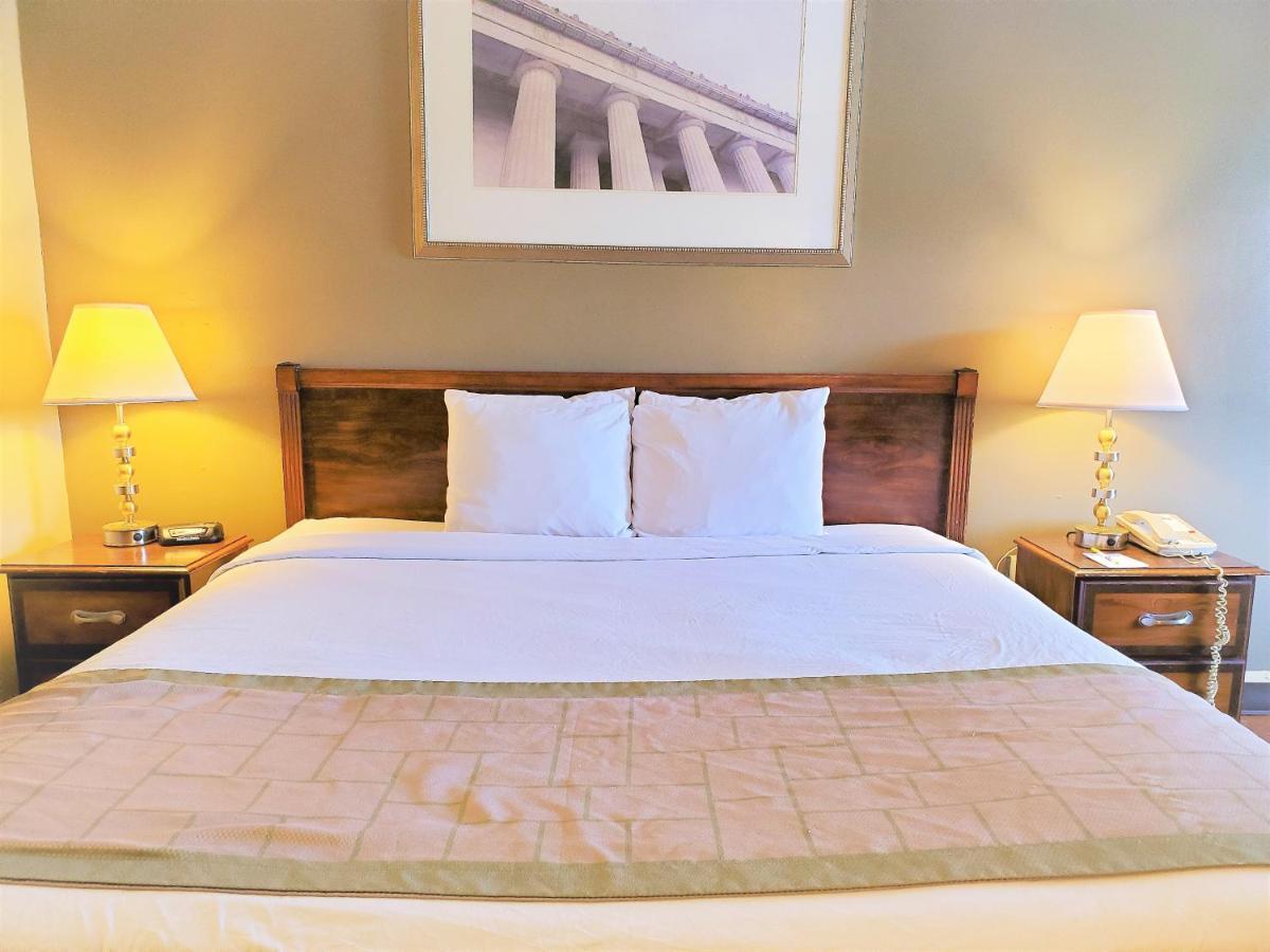 Days By Wyndham Hotel